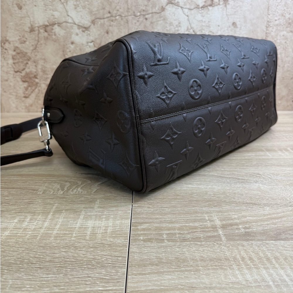 Louis Vuitton X EDUN Monogram Revelation Keepall 45 Bandouliere in mocha brown - Picture 10 of 10